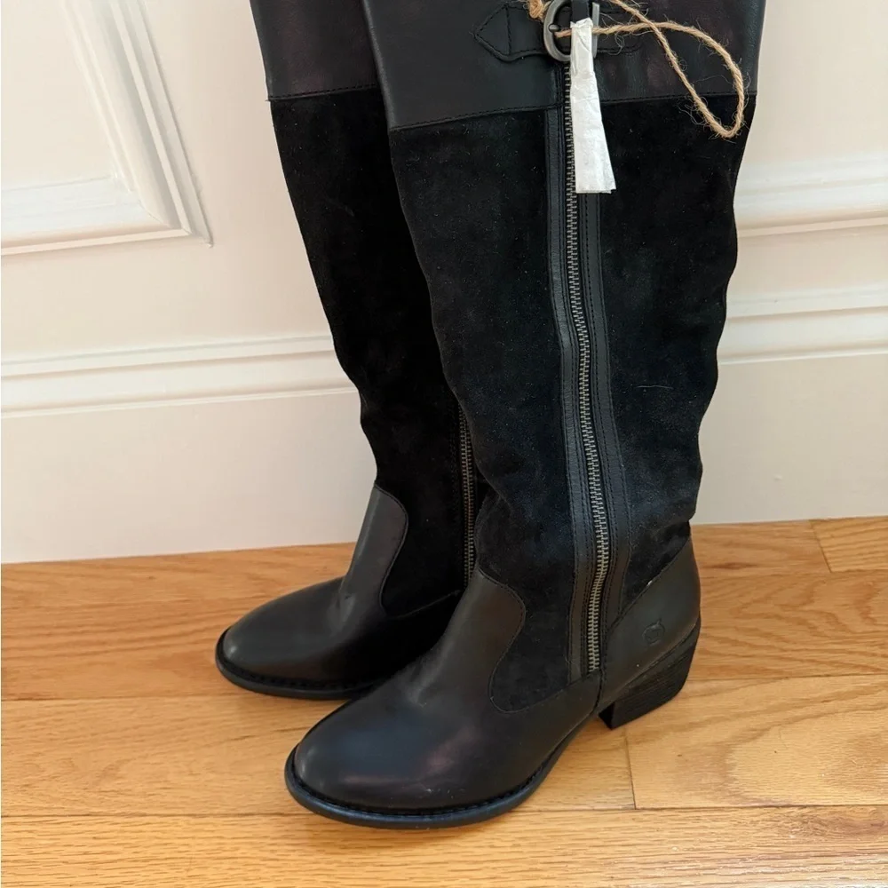 👢NWOT Born Thea Black Suede Boots Sleek Design